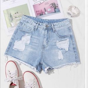 lights wash distressed shorts